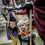 Enfant à l'épée